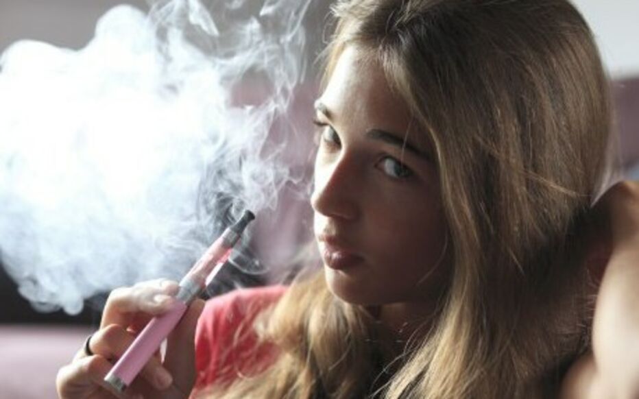 La sigaretta elettronica fa mal? Sì per gli adolescenti
