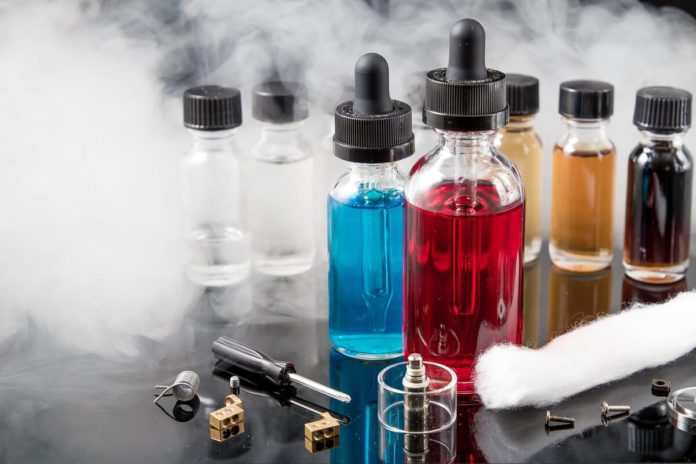 geekvape aegis solo 3 istruzioni Svapare Liquidi Scaduti Liquido della sigaretta elettronica scaduto: cosa  dice la Legge? main image 0