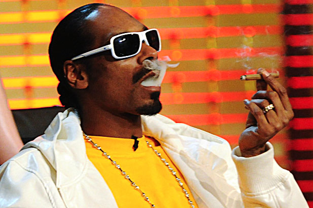 vip internazionali che svapano snoop dogg